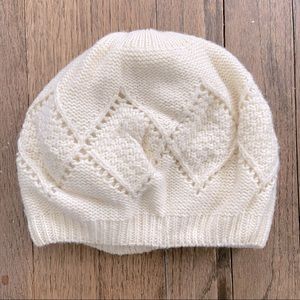 Banana Republic cream knit beanie wool cashmere